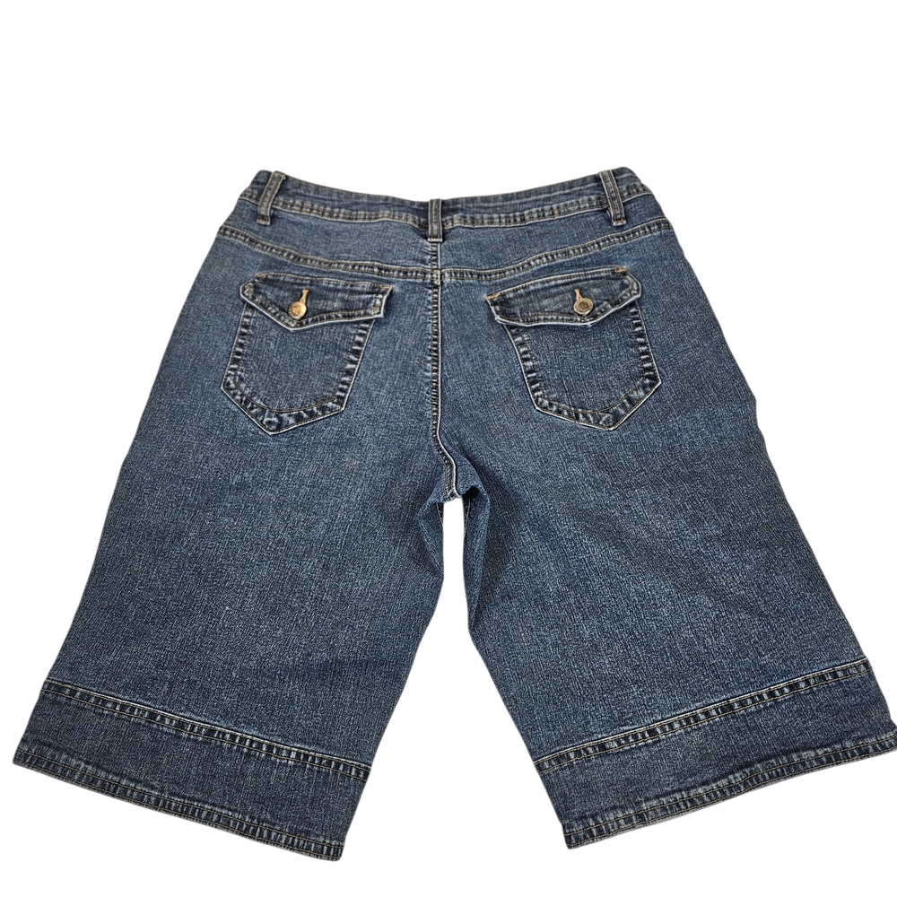 Levi's Women's Medium Blue Boyfriend Denim Bermuda Shorts - Picture 2 of 8